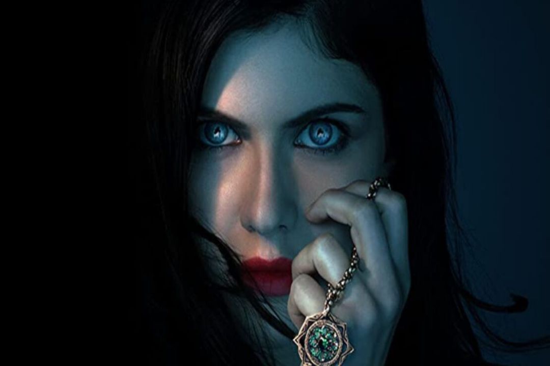 Fans of 'White Lotus' Can't Take Their Eyes Off Alexandra Daddario in semi-transparent Dress_