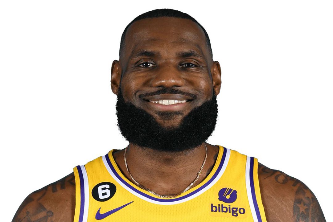 LeBron Jame s_